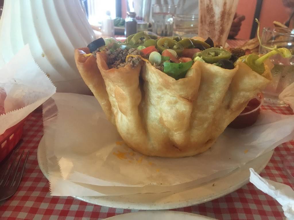 Flanagans Bar & Grill | night club | 3201 Buckley Rd, North Chicago, IL 60064, USA | 8476899062 OR +1 847-689-9062