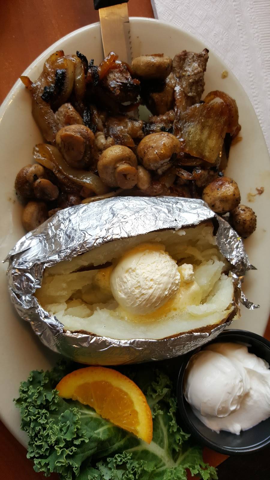 Ponderosa | restaurant | 44 W McClain Ave, Scottsburg, IN 47170, USA | 8127522224 OR +1 812-752-2224