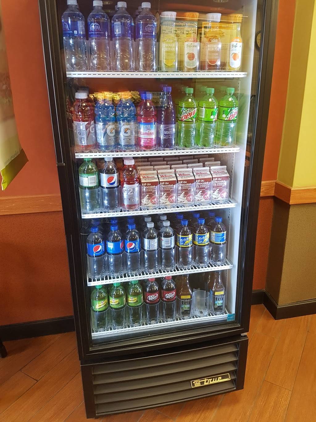 Subway | restaurant | 1395 Queen St W Main Floor, Toronto, ON M6K 1M3, Canada | 6473408101 OR +1 647-340-8101