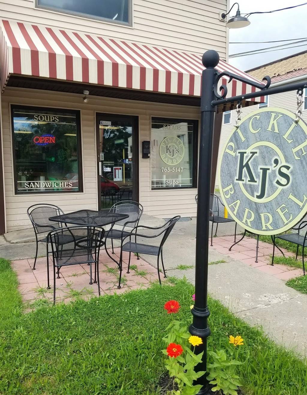 KJs Pickle Barrel | restaurant | 355 Market St suite 3a, Kingston, PA 18704, USA | 5707635147 OR +1 570-763-5147