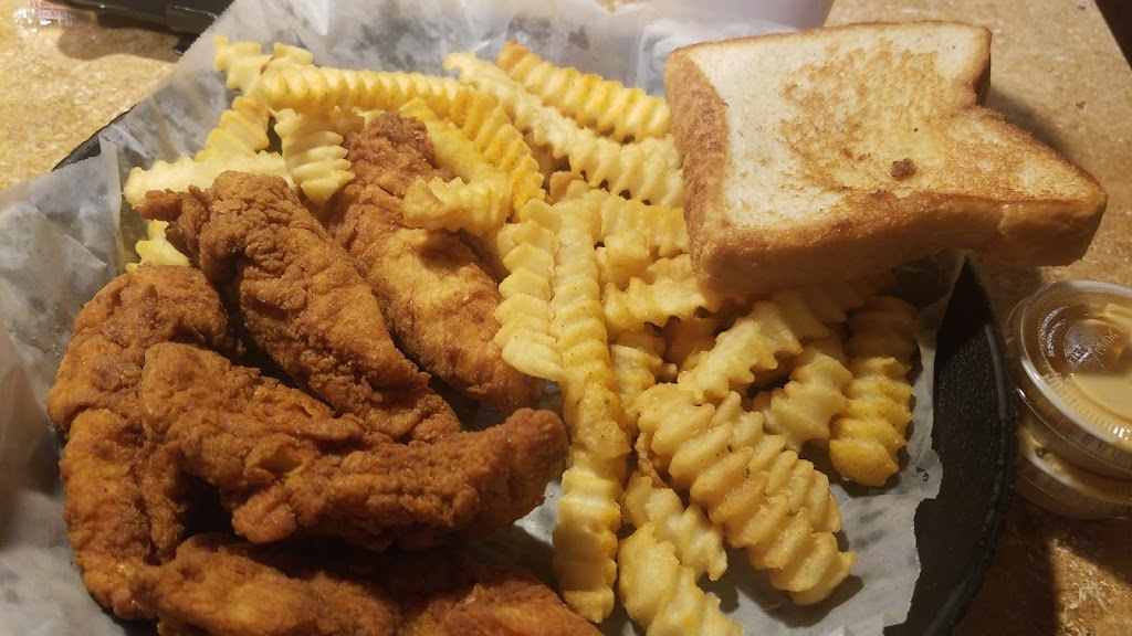 Goldfingers | restaurant | 1604 Ross Clark Cir, Dothan, AL 36301, USA | 3347024653 OR +1 334-702-4653