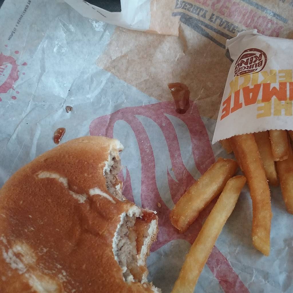 Burger King | restaurant | 455 S Robert St, St Paul, MN 55107, USA | 6512280016 OR +1 651-228-0016