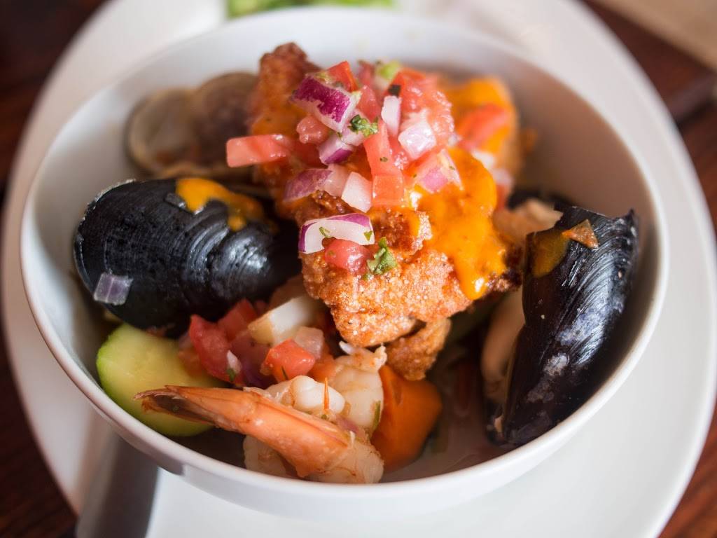 La Viga Seafood & Cocina Mexicana | restaurant | 1772 Broadway, Redwood City, CA 94063, USA | 6506798141 OR +1 650-679-8141