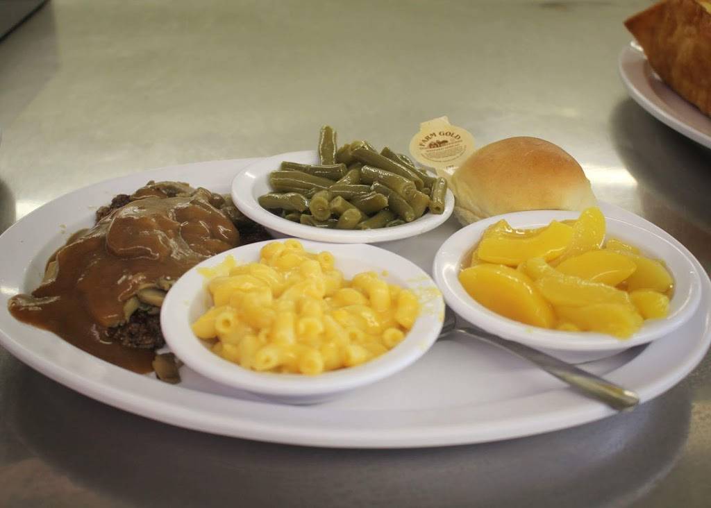 Crossroads 46 Diner | restaurant | 661 W Morgan St, Spencer, IN 47460, USA | 8128292224 OR +1 812-829-2224