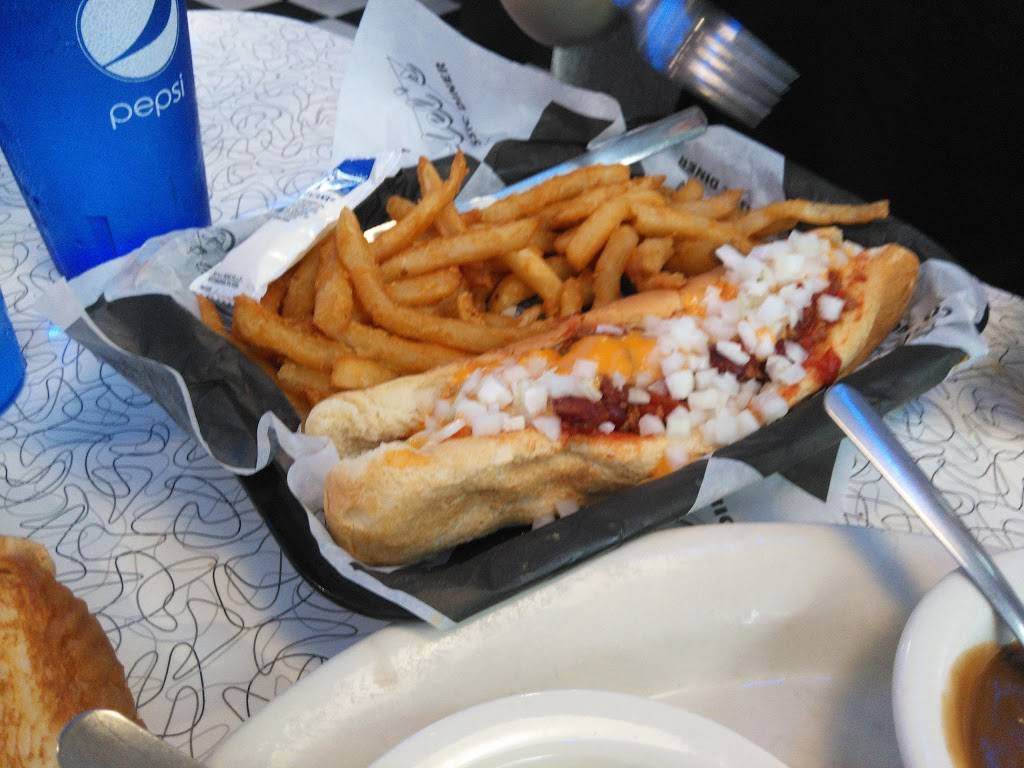 Mels Classic Diner | restaurant | 119 Wears Valley Rd, Pigeon Forge, TN 37863, USA | 8654292184 OR +1 865-429-2184