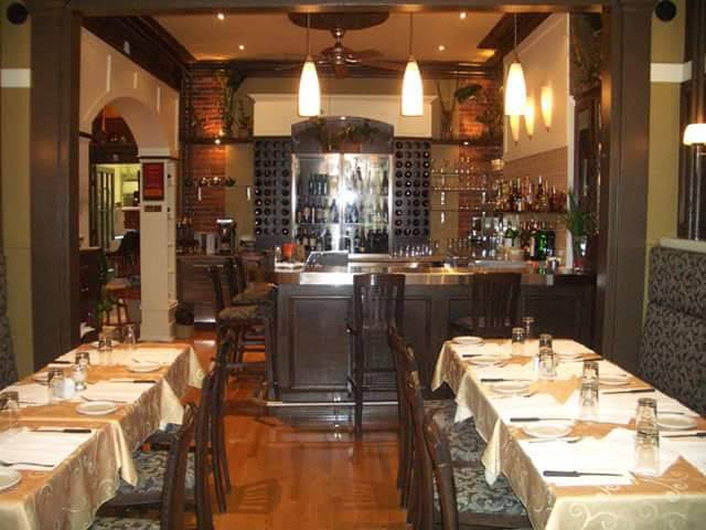 Restaurant Au Four à Bois | restaurant | 329 Rue Laviolette, Trois-Rivières, QC G9A 1V1, Canada | 8193733686 OR +1 819-373-3686