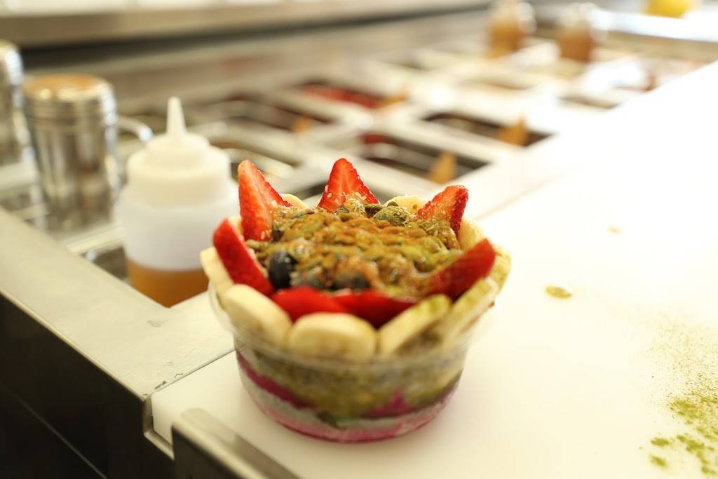 Earth Bowl Superfoods | restaurant | 22641 Lake Forest Dr #B-5, Lake Forest, CA 92630, USA | 9492150945 OR +1 949-215-0945