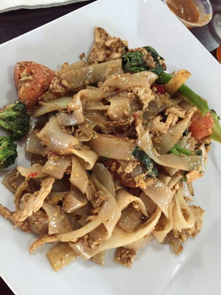 Ginger Thai Cuisine | restaurant | 303 Grasshopper Ln, Houston, TX 77079, USA | 2815317739 OR +1 281-531-7739