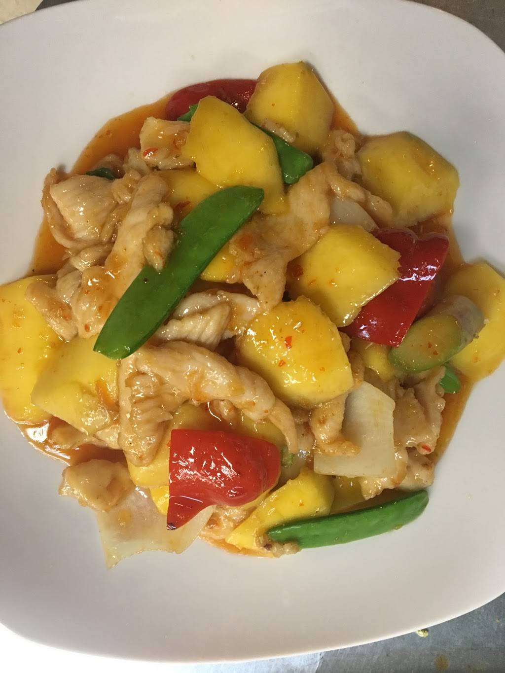 Little Basil Asian Grill | meal delivery | 7923 S Broadway, Littleton, CO 80122, USA | 3033478816 OR +1 303-347-8816