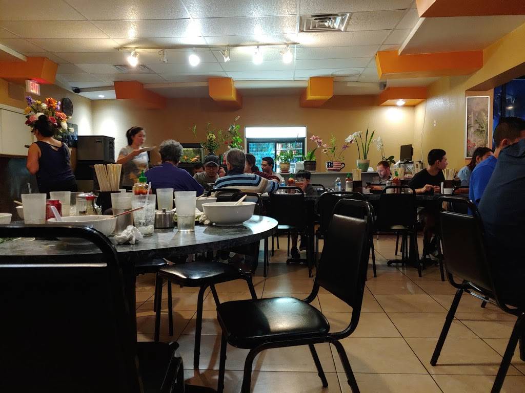 Phở An Hòa | restaurant | 2730 W Waters Ave, Tampa, FL 33614, USA | 8134909157 OR +1 813-490-9157