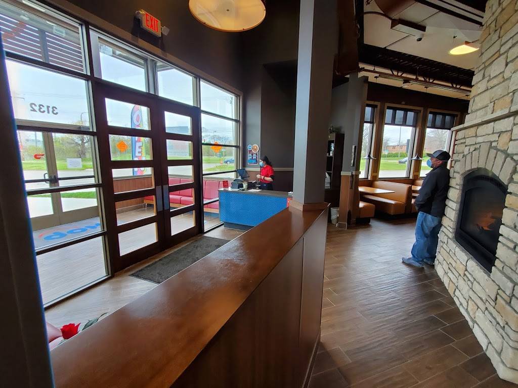 IHOP | restaurant | 3132 Rochester Rd, Troy, MI 48083, USA | 2482506199 OR +1 248-250-6199