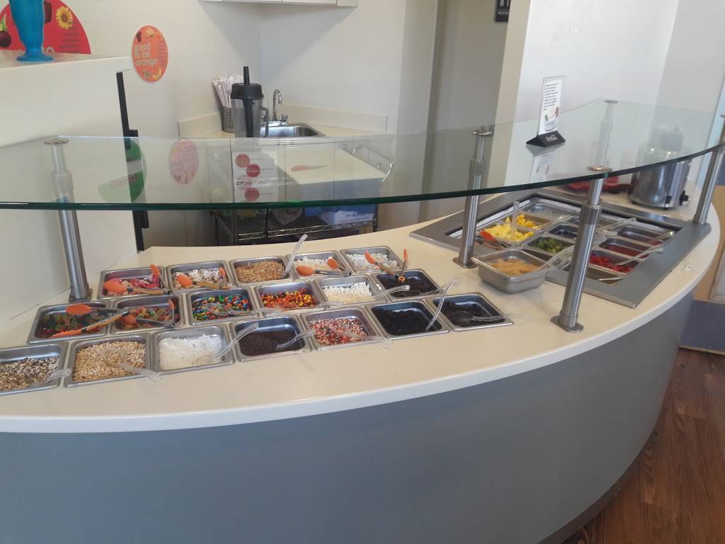 Yogurtagogo | restaurant | 1801 L St, Sacramento, CA 95811, USA | 9163464649 OR +1 916-346-4649