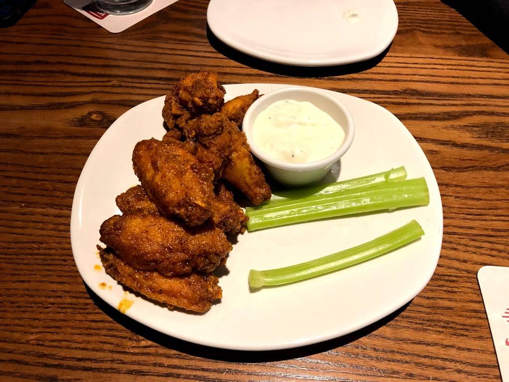 Outback Steakhouse | restaurant | 2970 Finley Rd, Downers Grove, IL 60515, USA | 6305300005 OR +1 630-530-0005