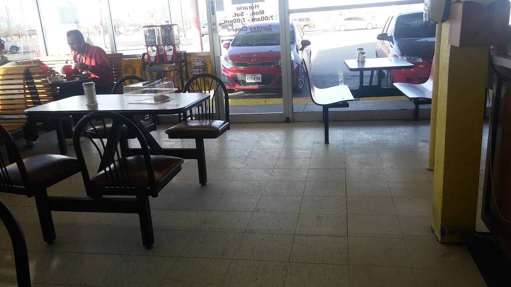 El Roble | restaurant | 8820 Alameda Ave, El Paso, TX 79907, USA | 9158581168 OR +1 915-858-1168