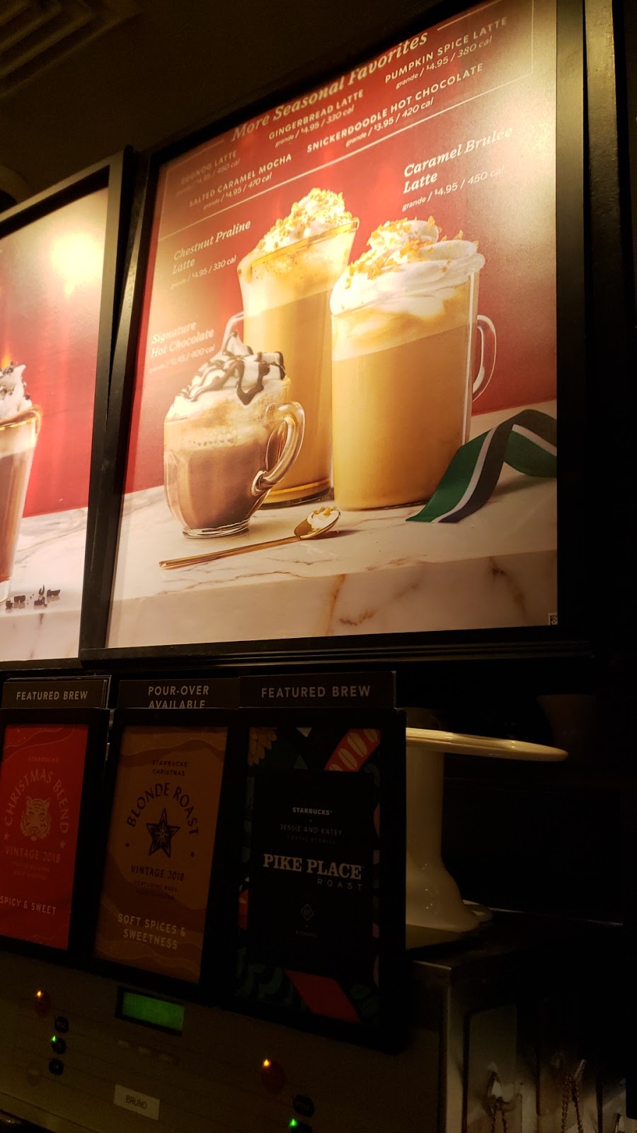 Starbucks | cafe | Plaza Retail Center, 1212 Airport Park Blvd, Ukiah, CA 95482, USA | 7074679637 OR +1 707-467-9637