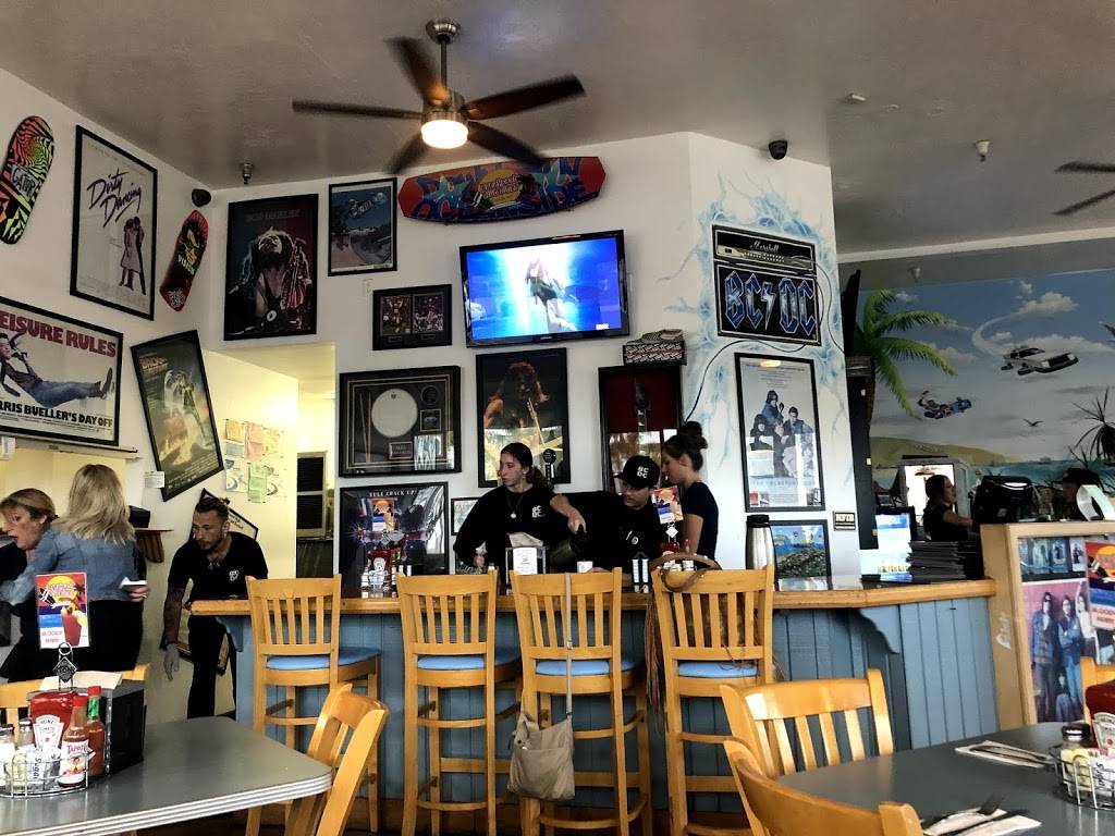 Breakfast Club Diner | restaurant | 228 N Coast Hwy, Oceanside, CA 92054, USA | 7607223124 OR +1 760-722-3124