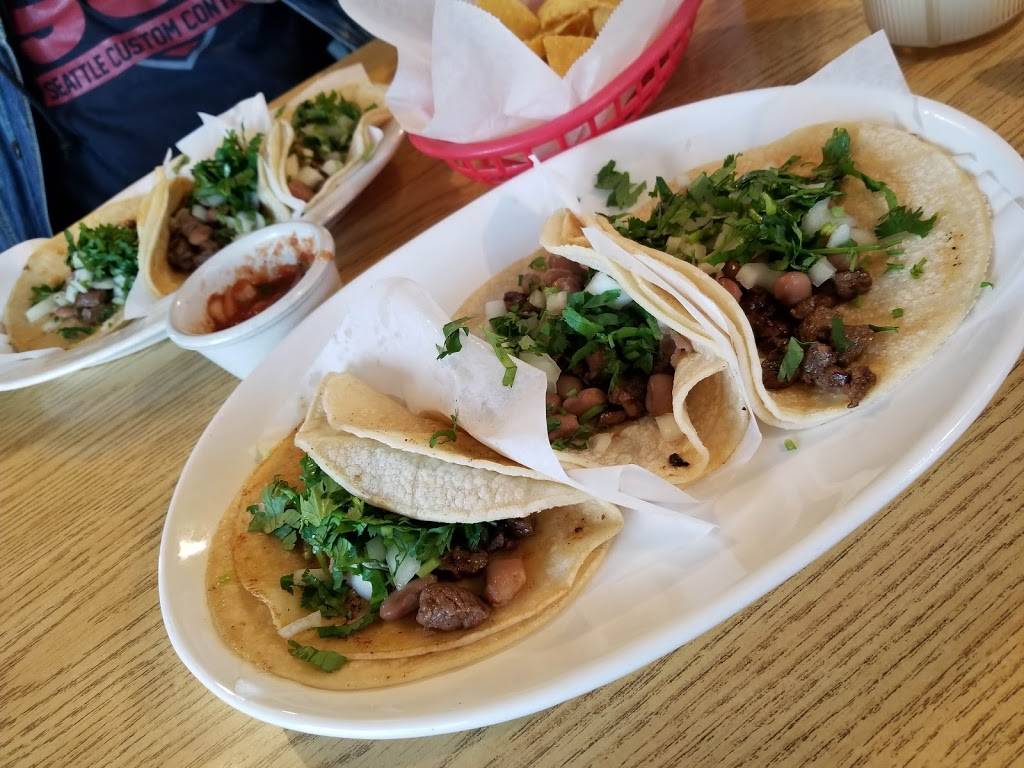 Agave Taqueria | restaurant | 2520 Commercial Ave, Anacortes, WA 98221, USA | 3605881288 OR +1 360-588-1288