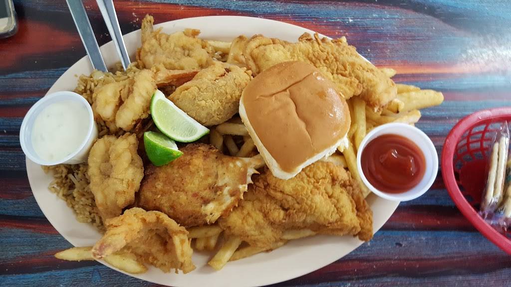 Mambo Seafood | restaurant | 12333 East Fwy, Houston, TX 77015, USA | 7136370553 OR +1 713-637-0553