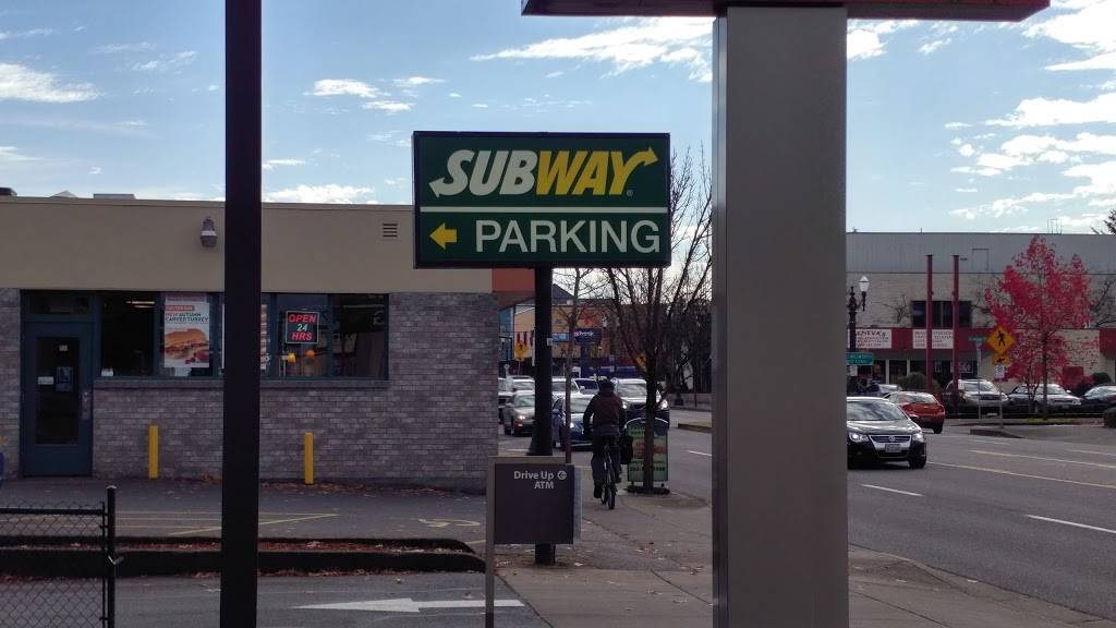 Subway | meal takeaway | 5700 NE Martin Luther King Jr Blvd, Portland, OR 97211, USA | 5035469398 OR +1 503-546-9398