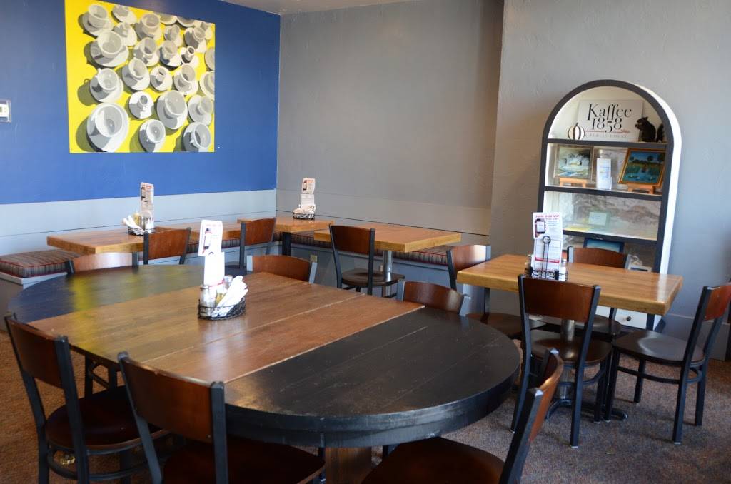 Kaffee 1858 & Public House | cafe | 7 Schiller St, Guttenberg, IA 52052, USA | 5632522553 OR +1 563-252-2553