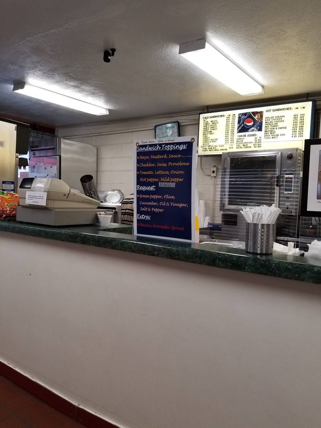 Kens Sandwiches Shop | restaurant | 8519 3100 S, Magna, UT 84044, USA | 8012521888 OR +1 801-252-1888