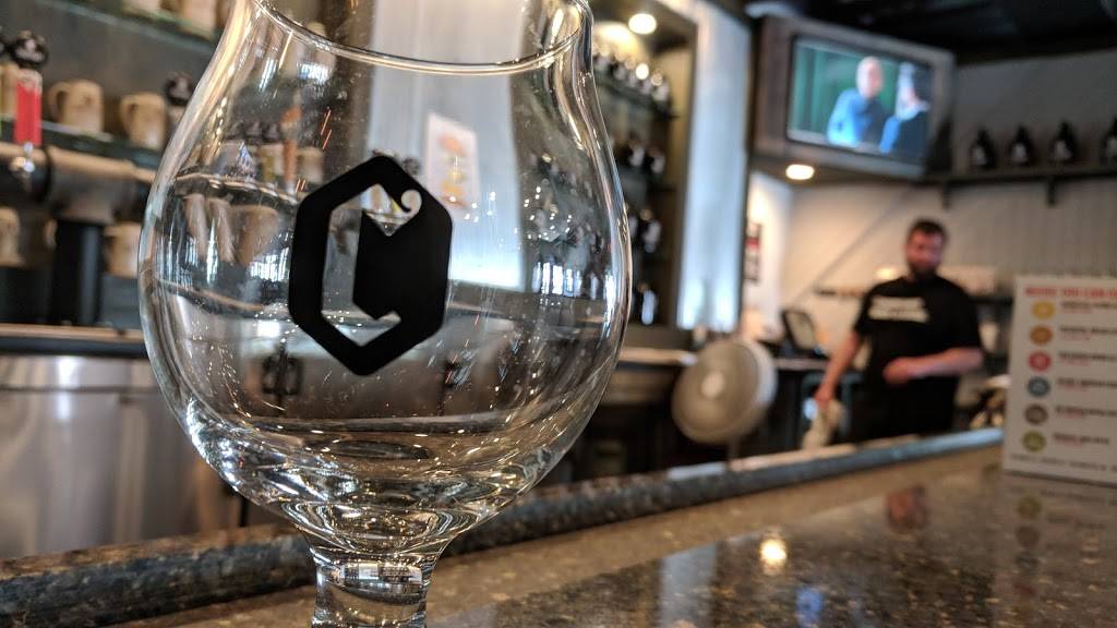 Chapmans Brewing Company | restaurant | 5735 Falls Dr, Fort Wayne, IN 46804, USA | 8555947624 OR +1 855-594-7624