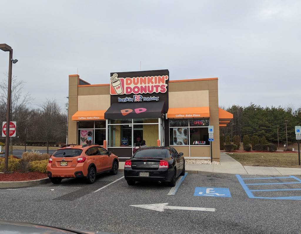 Dunkin | cafe | 651 College Dr, Blackwood, NJ 08012, USA | 8562288553 OR +1 856-228-8553
