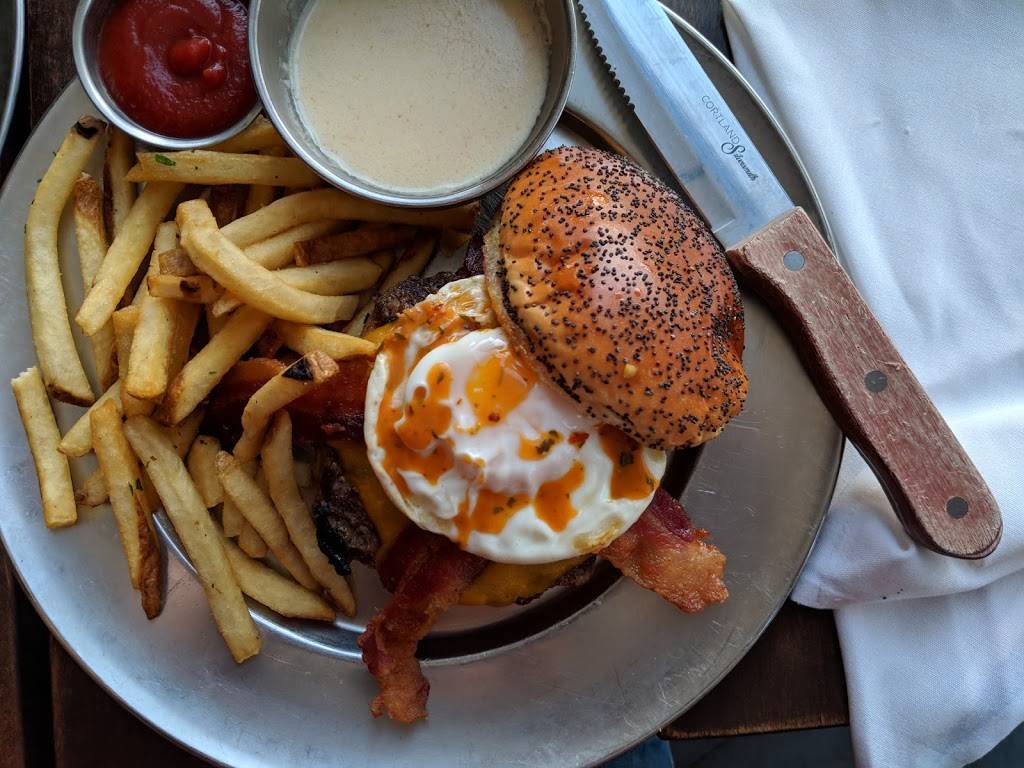 Eureka! | restaurant | 4143 Campus Dr, Irvine, CA 92612, USA | 9495968881 OR +1 949-596-8881