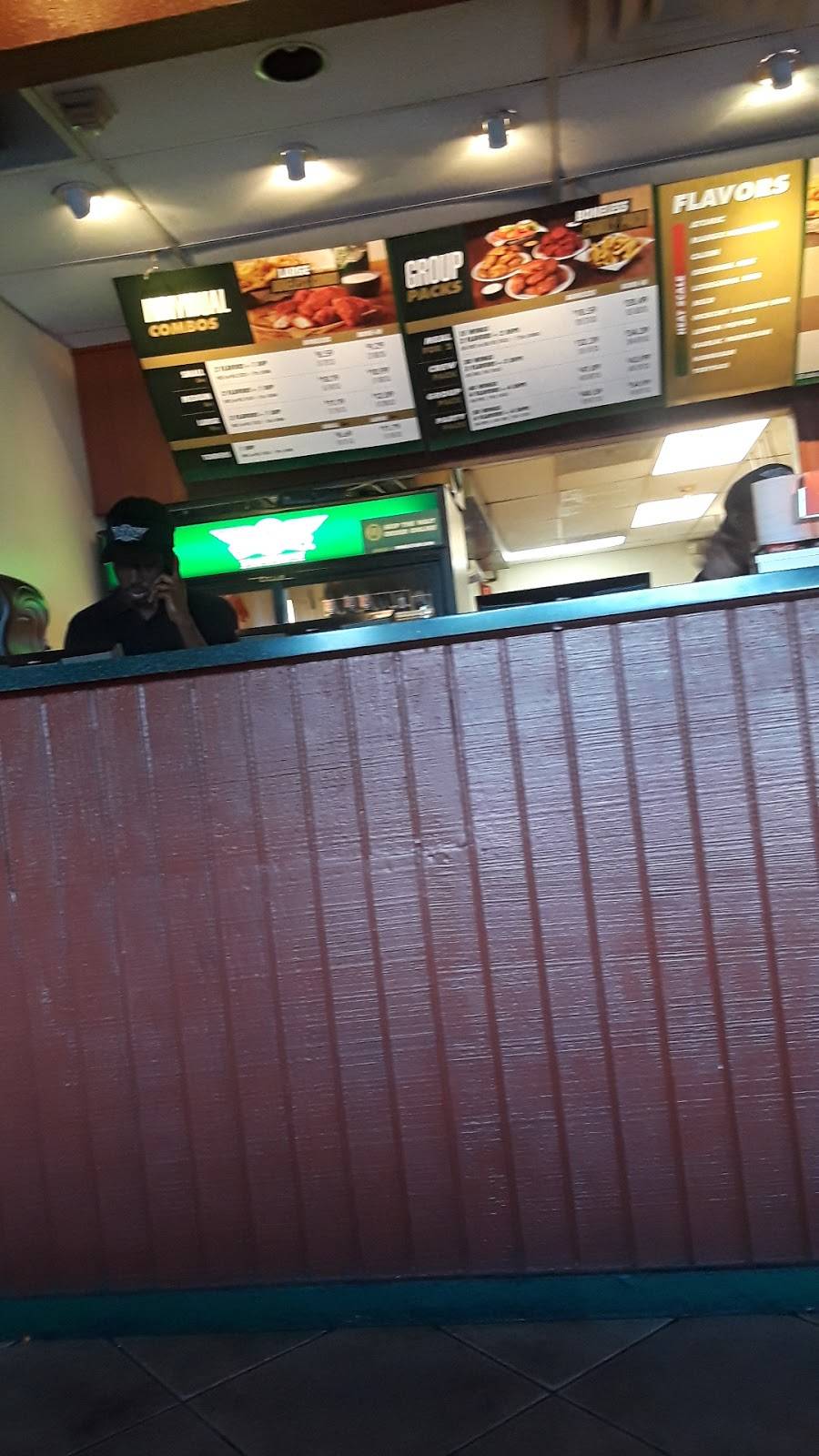 Wingstop | restaurant | 16650 NW 27th Ave, Opa-locka, FL 33054, USA | 3056256200 OR +1 305-625-6200