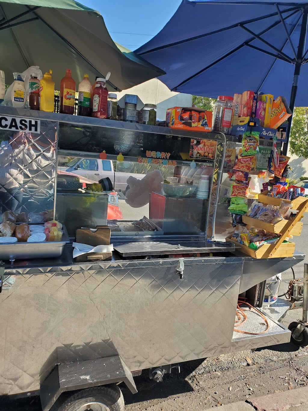 Elias y Luisas Tamales | restaurant | 320 Shaw Rd, South San Francisco, CA 94080, USA | 6507978398 OR +1 650-797-8398