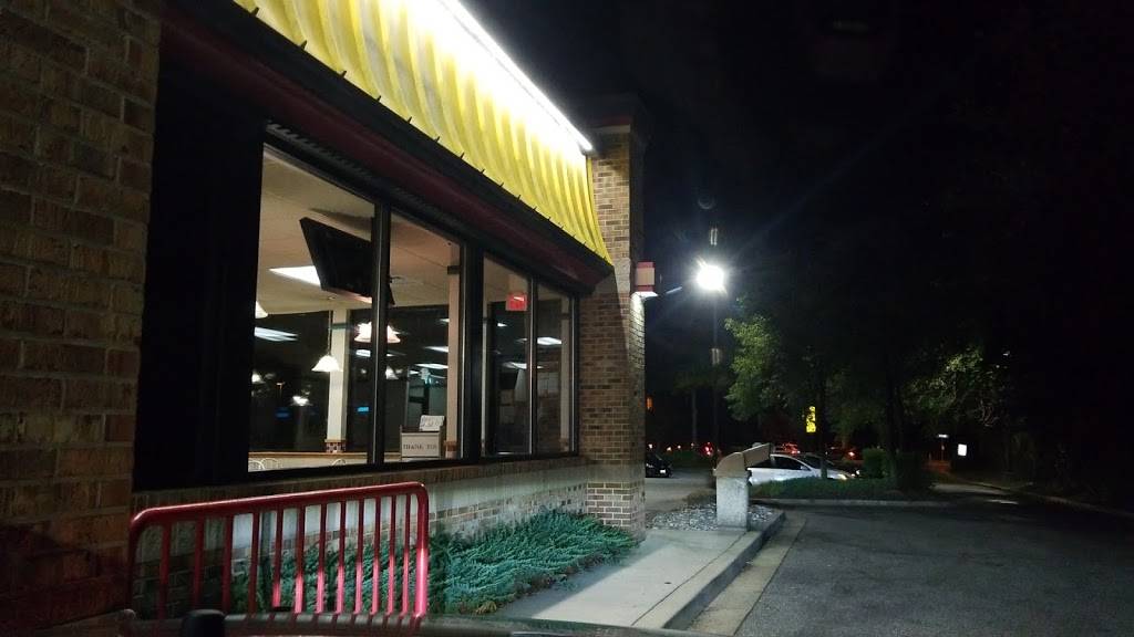 Wendys | restaurant | 8098 Edwin Raynor Blvd, Pasadena, MD 21122, USA | 4104390348 OR +1 410-439-0348