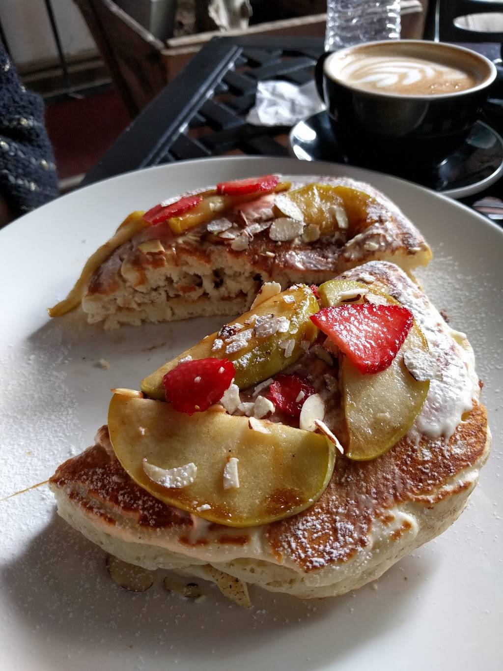 Roble De Raíz A LA MESA | restaurant | Blvd. Benito Juárez, Hacienda Floresta del Mar, 22703 Rosarito, B.C., Mexico | 016611002246 OR +52 661 100 2246