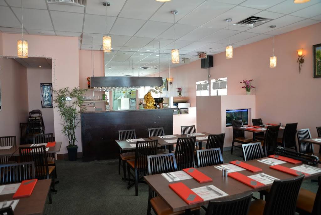 Chez Kim | restaurant | 4826 Boulevard des Laurentides, Laval, QC H7K 2J5, Canada | 4506252658 OR +1 450-625-2658