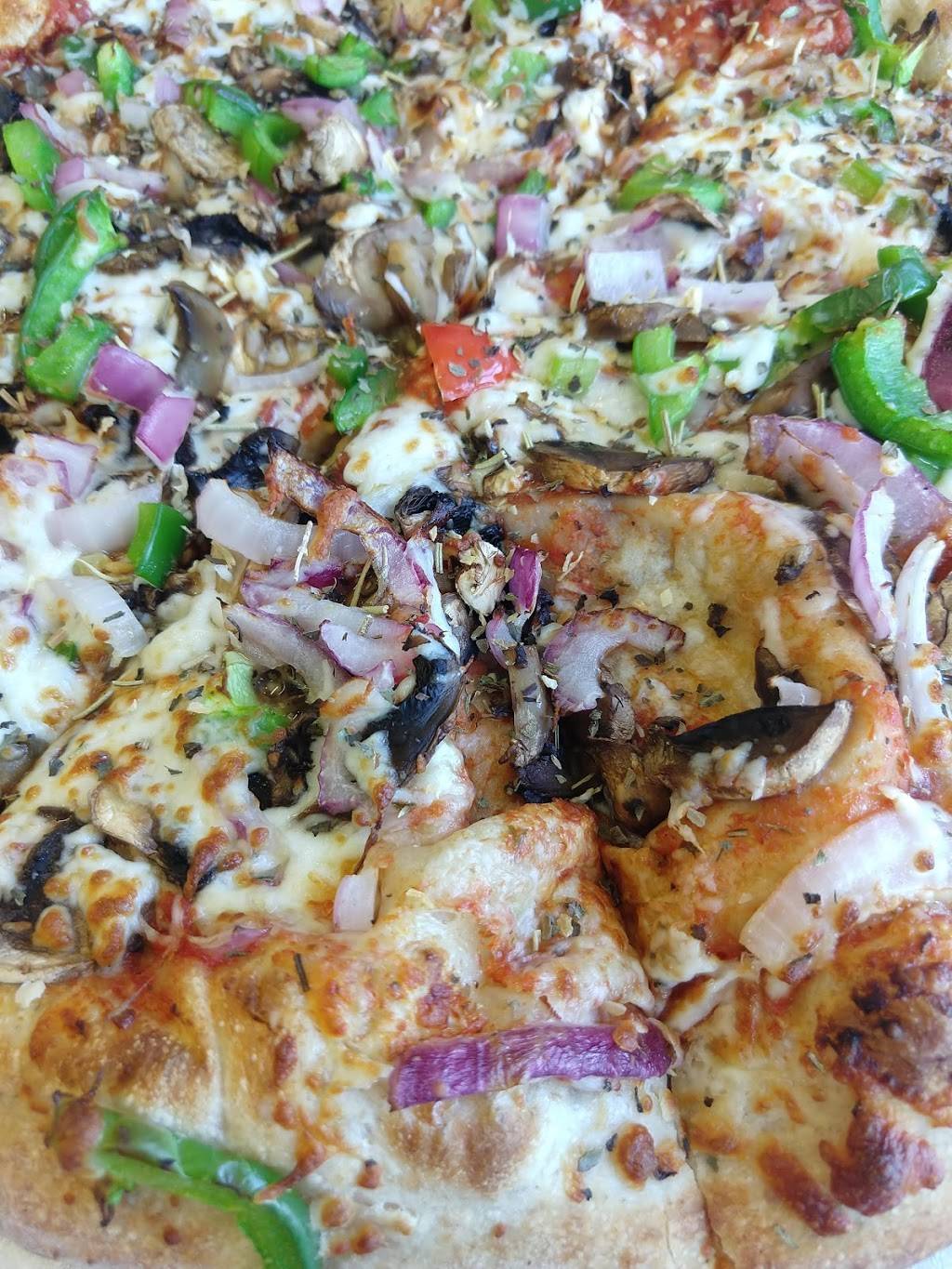 Boston Pizza | restaurant | 1400 Exmouth St, Sarnia, ON N7S 3X9, Canada | 5195427500 OR +1 519-542-7500