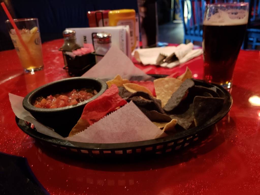 Counts Vampd Rock Bar & Grill | restaurant | 6750 W Sahara Ave, Las Vegas, NV 89146, USA | 7022208849 OR +1 702-220-8849