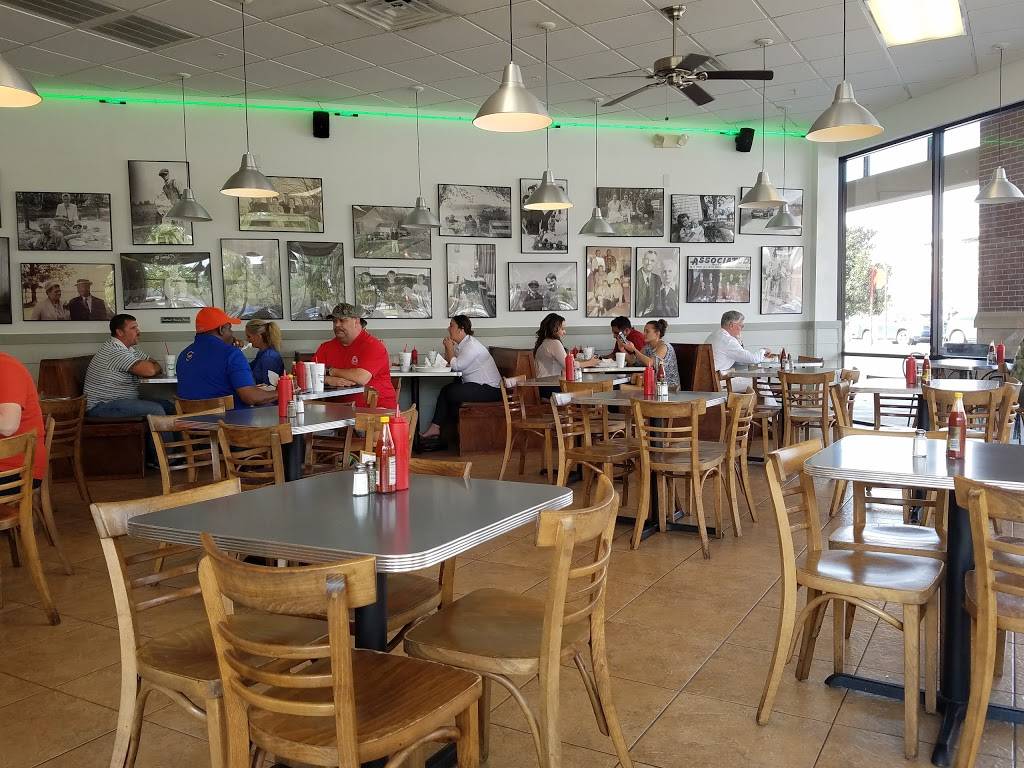 Southwells Hamburger Grill | restaurant | 1909 Taylor St, Houston, TX 77007, USA | 7138626611 OR +1 713-862-6611