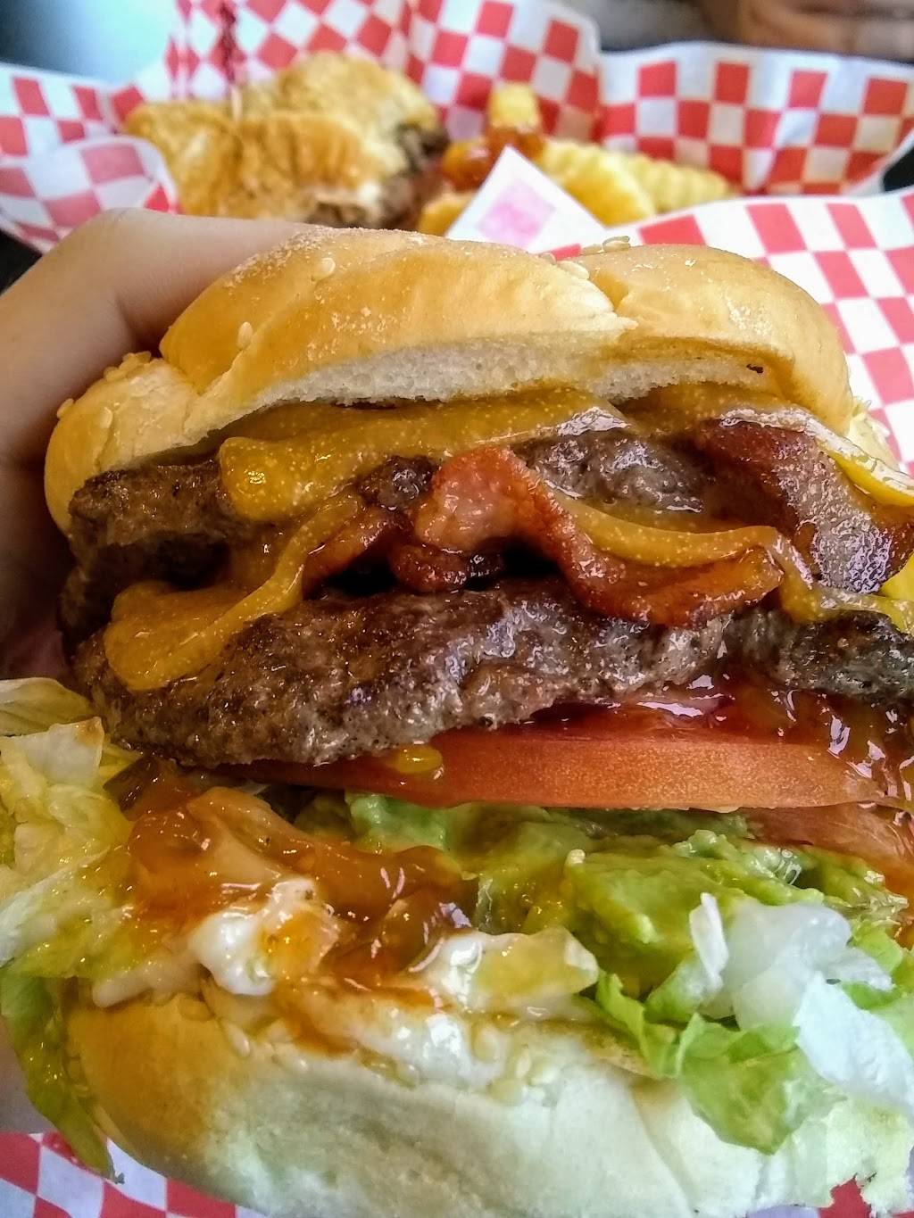 Bundys Cafe Drive-In | restaurant | 150 SE Truehaak St, Clatskanie, OR 97016, USA | 5037283815 OR +1 503-728-3815