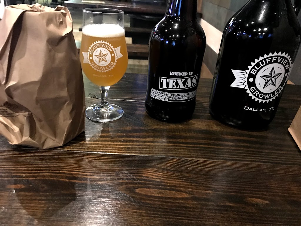 Bluffview Growler | restaurant | 3850 W Northwest Hwy #1190, Dallas, TX 75220, USA | 4696072337 OR +1 469-607-2337