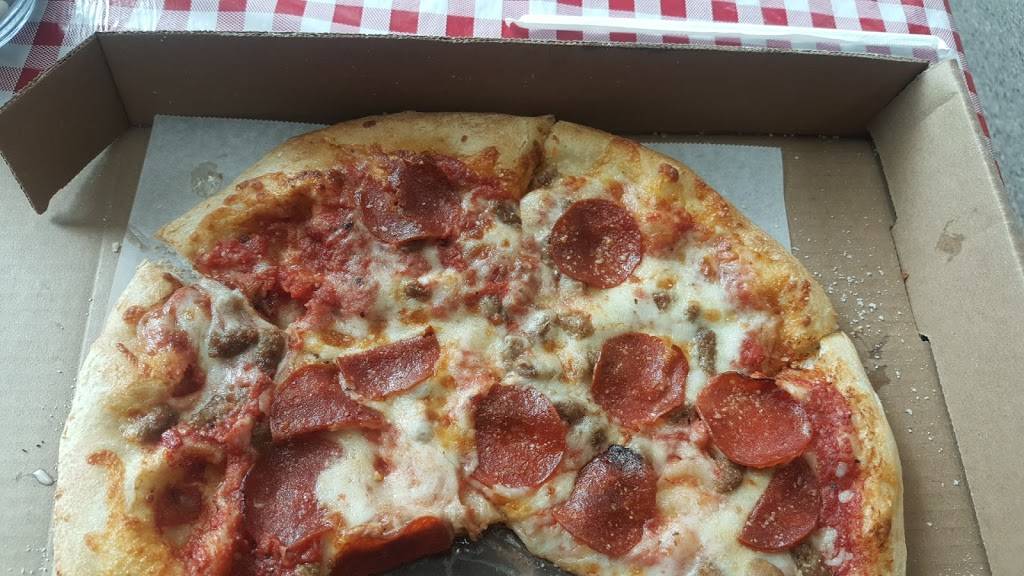 Vinos Pizzeria | restaurant | 1629 Stanley Rd, Greensboro, NC 27407, USA | 3365798347 OR +1 336-579-8347