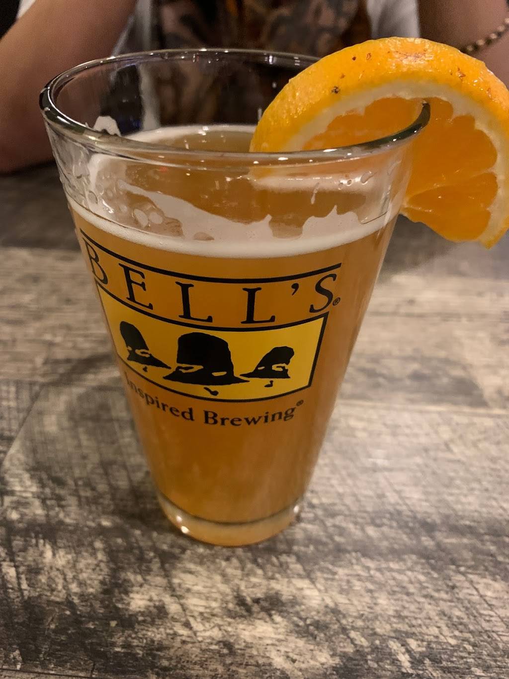 Orchard Tavern West | restaurant | 2050 Western Ave, Guilderland, NY 12084, USA | 5186723237 OR +1 518-672-3237