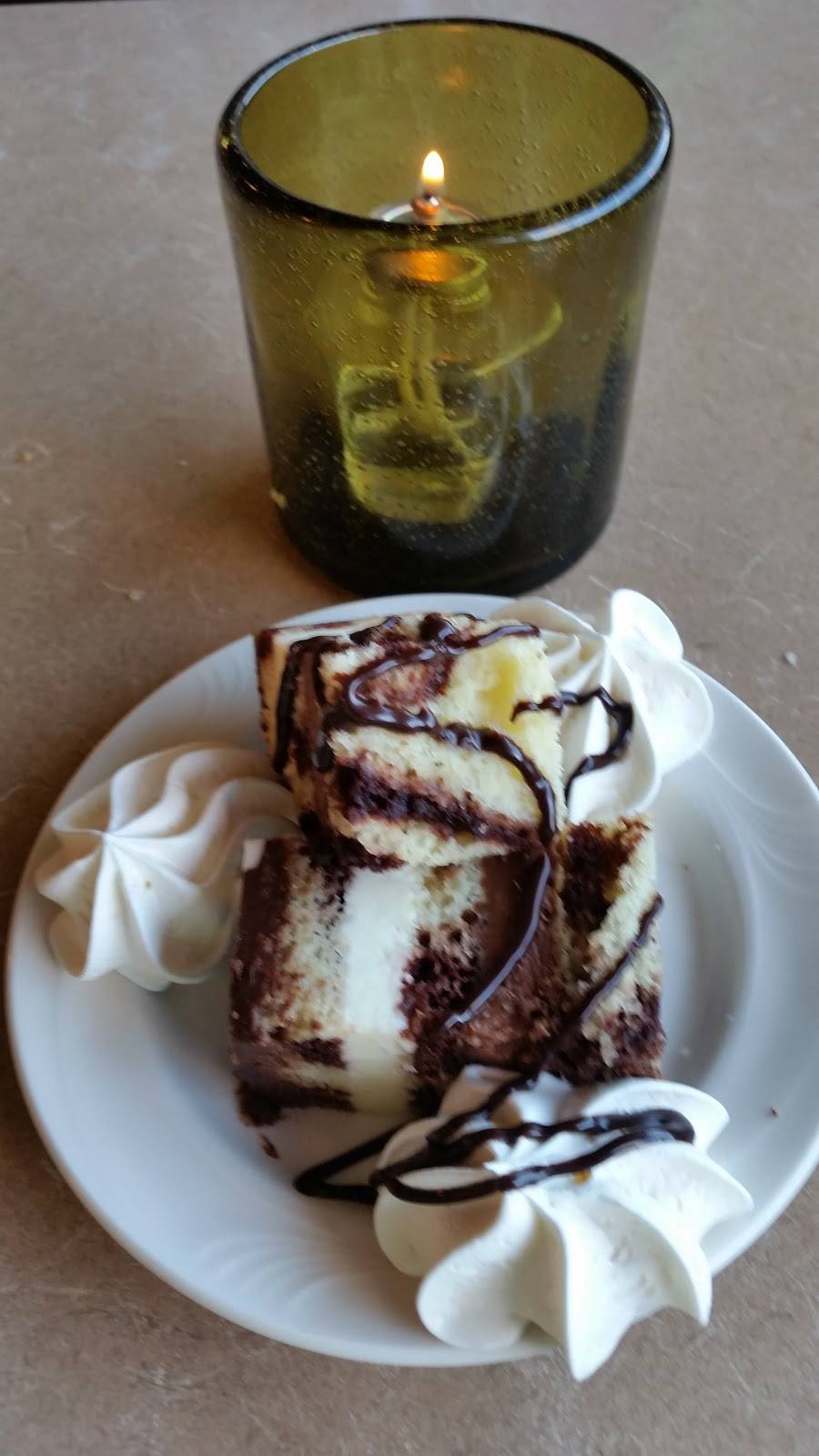 Rusty Anchor Grill and Pub | restaurant | 615 Ocean Shores Blvd NW, Ocean Shores, WA 98569, USA | 3602893315 OR +1 360-289-3315