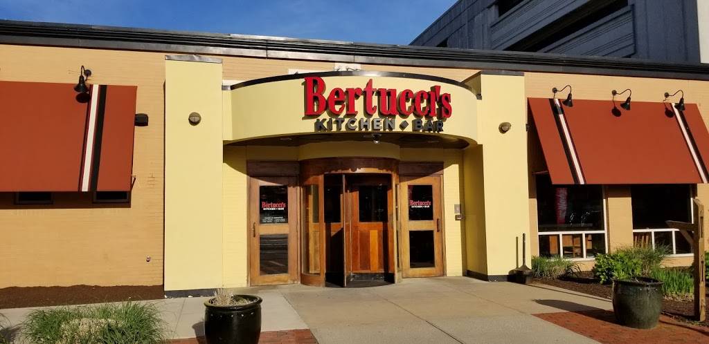 Bertuccis Italian Restaurant | restaurant | 1946 Post Rd, Warwick, RI 02886, USA | 4017324343 OR +1 401-732-4343