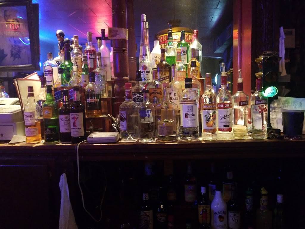 Patsys | restaurant | 72 7th Ave, Paterson, NJ 07524, USA | 9737429596 OR +1 973-742-9596