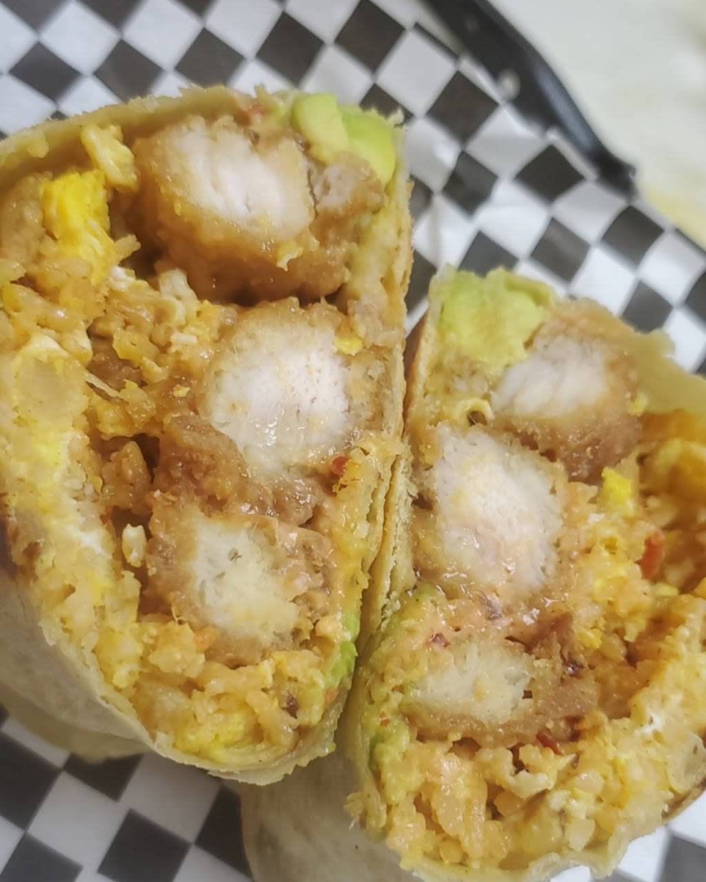 Familia Barrios Taco Grill | restaurant | 7704 Pearblossom Hwy, Littlerock, CA 93543, USA | 6615852215 OR +1 661-585-2215