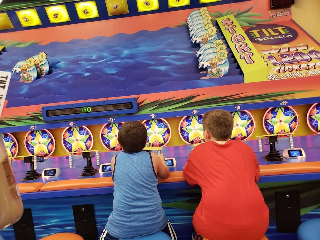 Tilt Studio Newport News | restaurant | 12300 Jefferson Ave #600, Newport News, VA 23602, USA | 7572801737 OR +1 757-280-1737