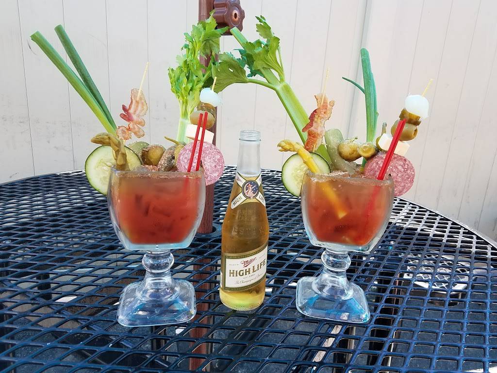 Luckys Lounge | meal takeaway | 6605 95th St, Oak Lawn, IL 60453, USA | 7082373776 OR +1 708-237-3776