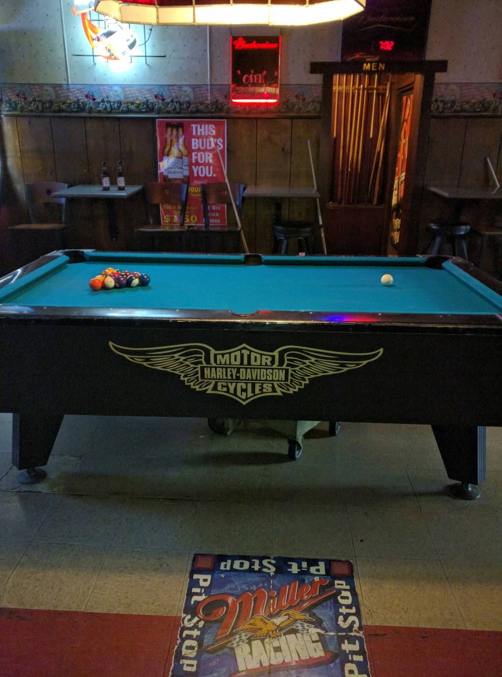 Village Tavern | restaurant | 146 1st St NE, Massillon, OH 44646, USA | 3308375894 OR +1 330-837-5894