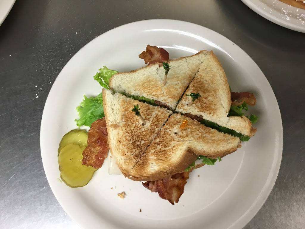 North Lima Cs Waffles | restaurant | 11991 South Ave, North Lima, OH 44452, USA | 3305499807 OR +1 330-549-9807