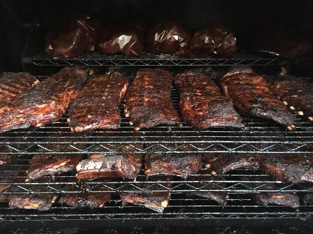 Bohemian Barbecue | restaurant | 11370 Mountain Top Cir, Jonestown, TX 78645, USA | 5127012527 OR +1 512-701-2527