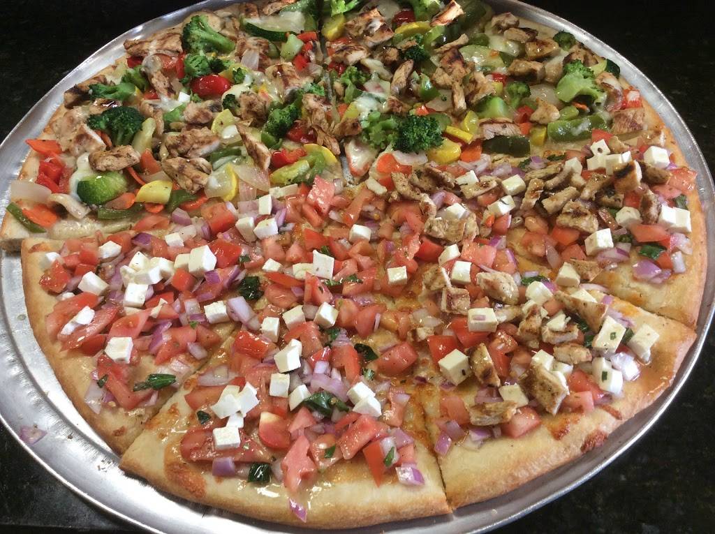 Randazzos pizza of manhasset | restaurant | 568 Plandome Rd, Manhasset, NY 11030, USA | 5164395666 OR +1 516-439-5666